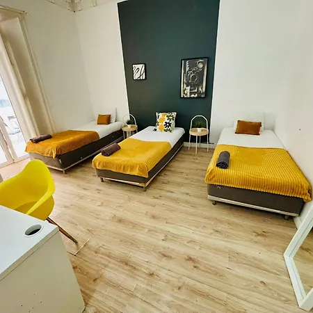 بيت شباب Spacious In Lisbon, Ideal For Tourists Lisboa