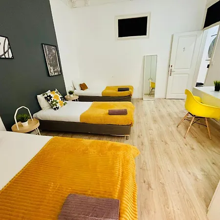 بيت شباب Spacious In Lisbon, Ideal For Tourists